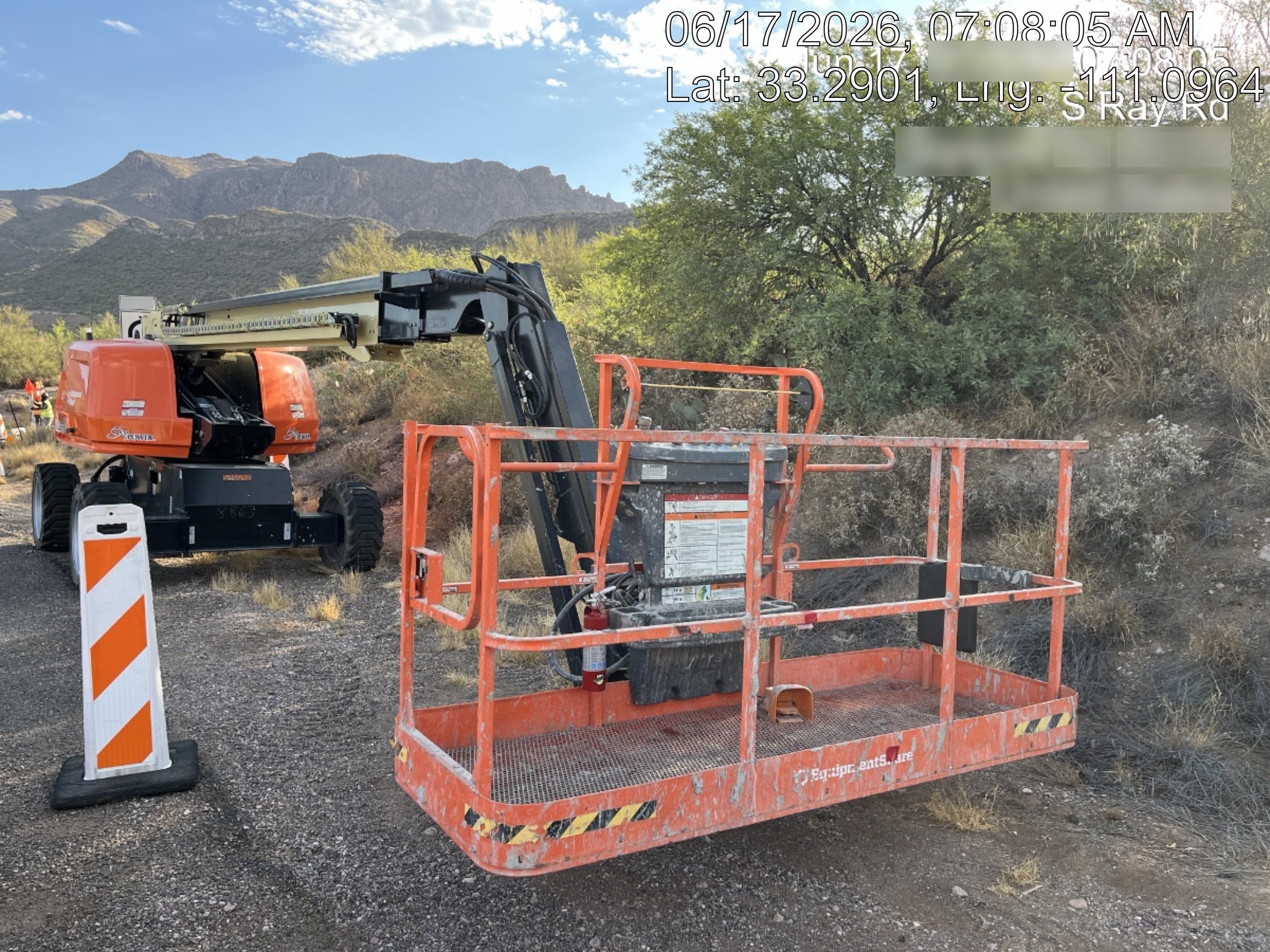 2025 JLG 660SJ