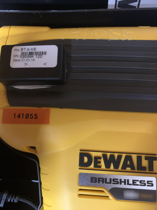 2021 DEWALT DCH614X2