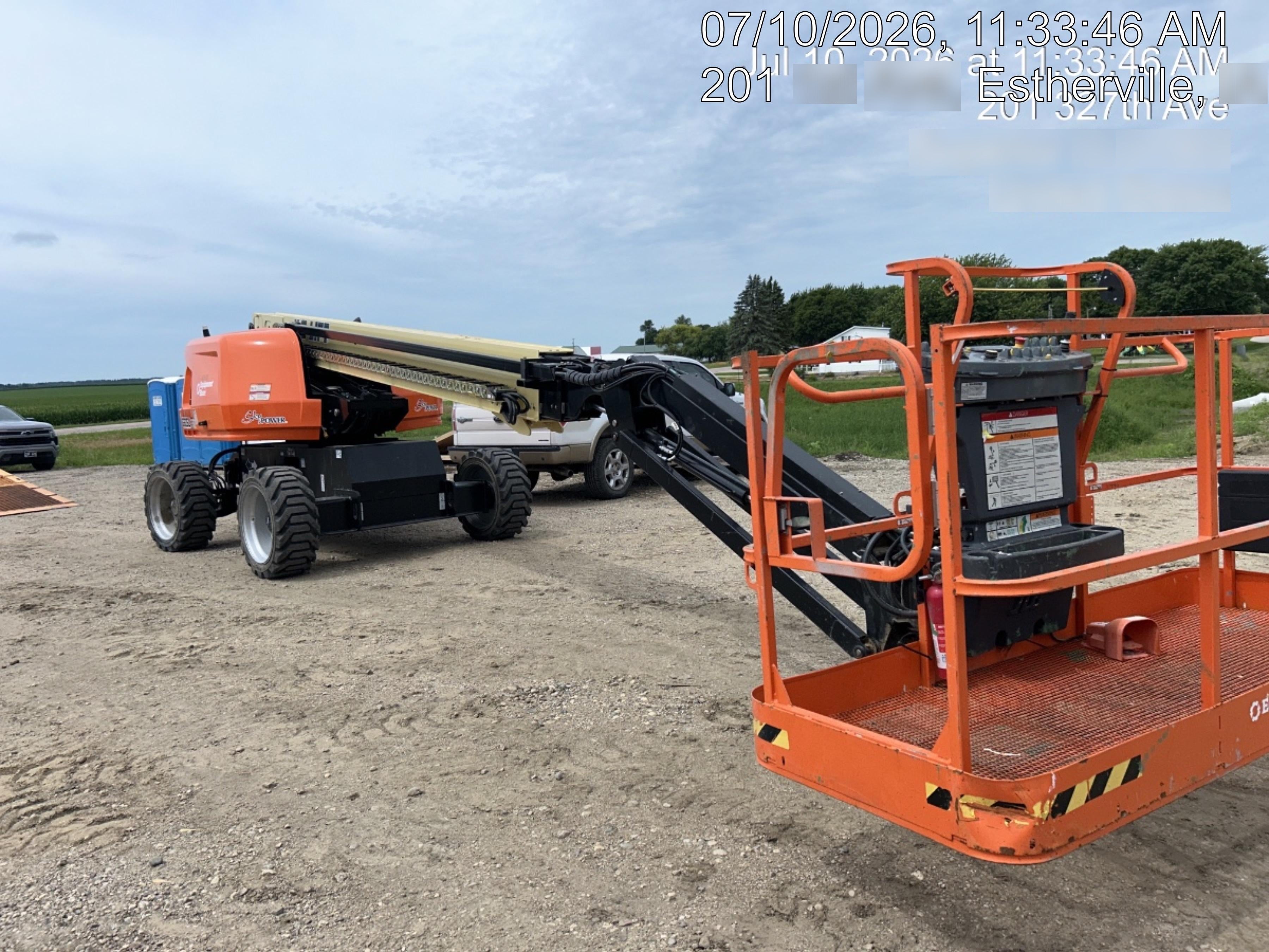 2024 JLG 660SJ
