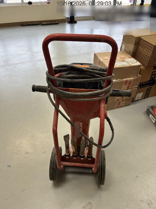 2021 HILTI TE 3000-AVR