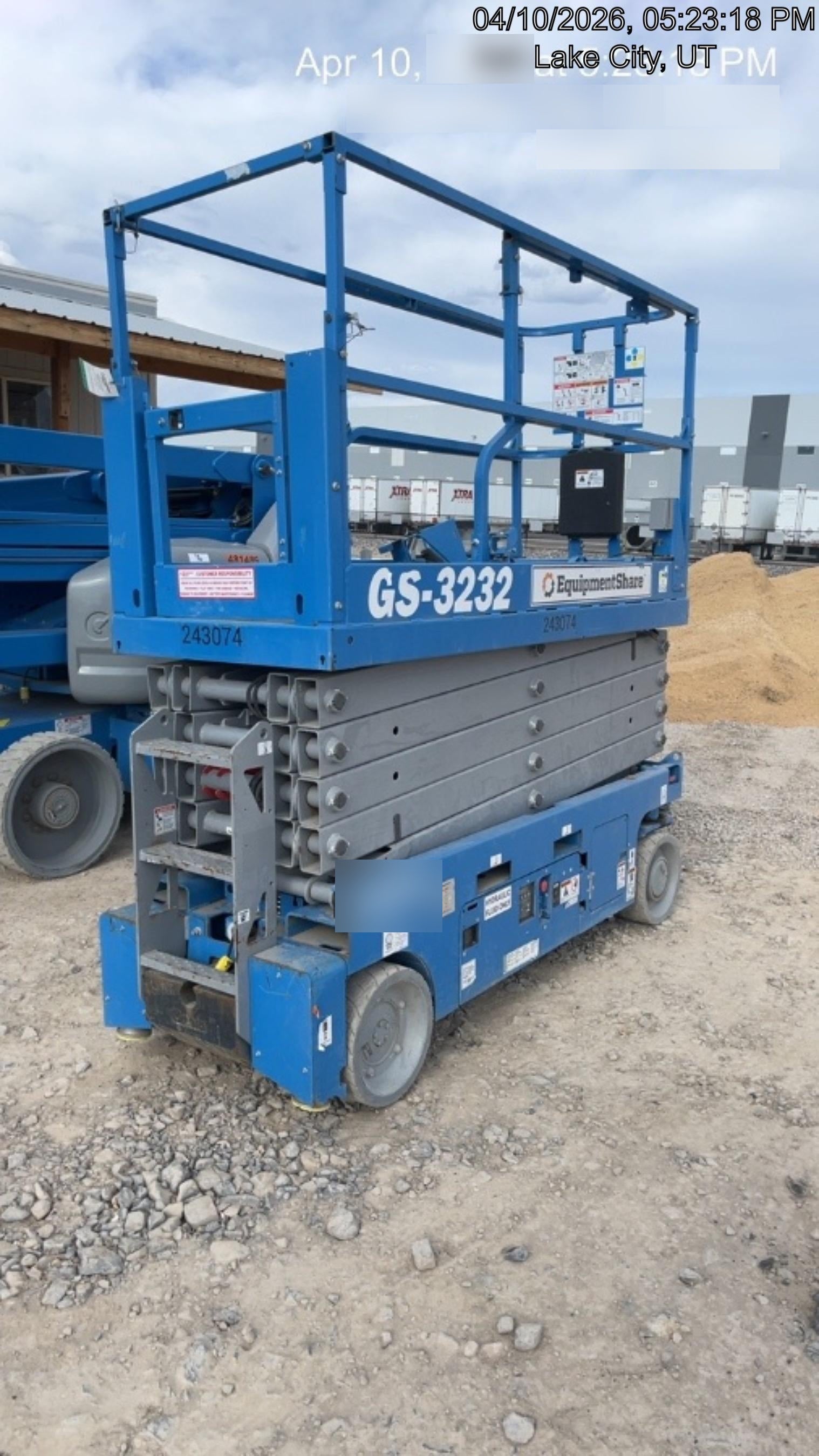 2022 GENIE GS-3232