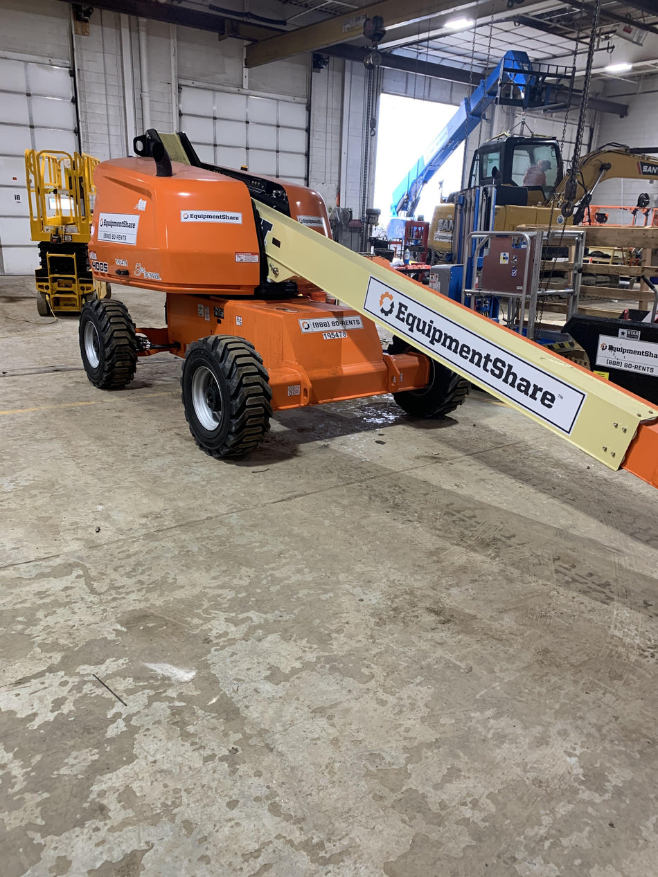 2021 JLG 400S