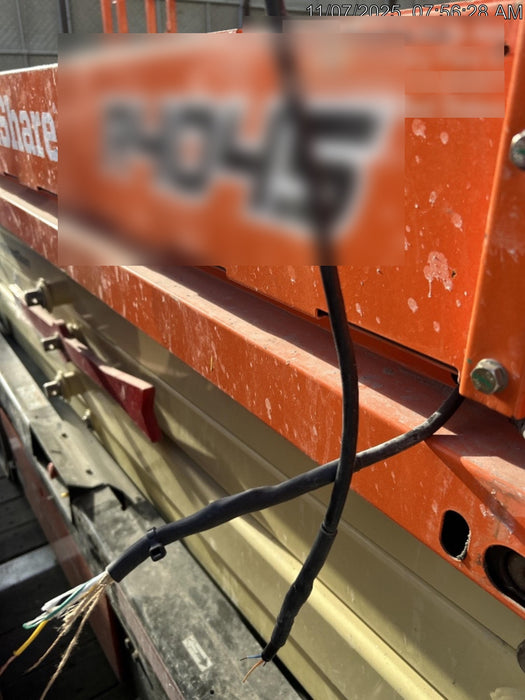 2022 JLG R4045
