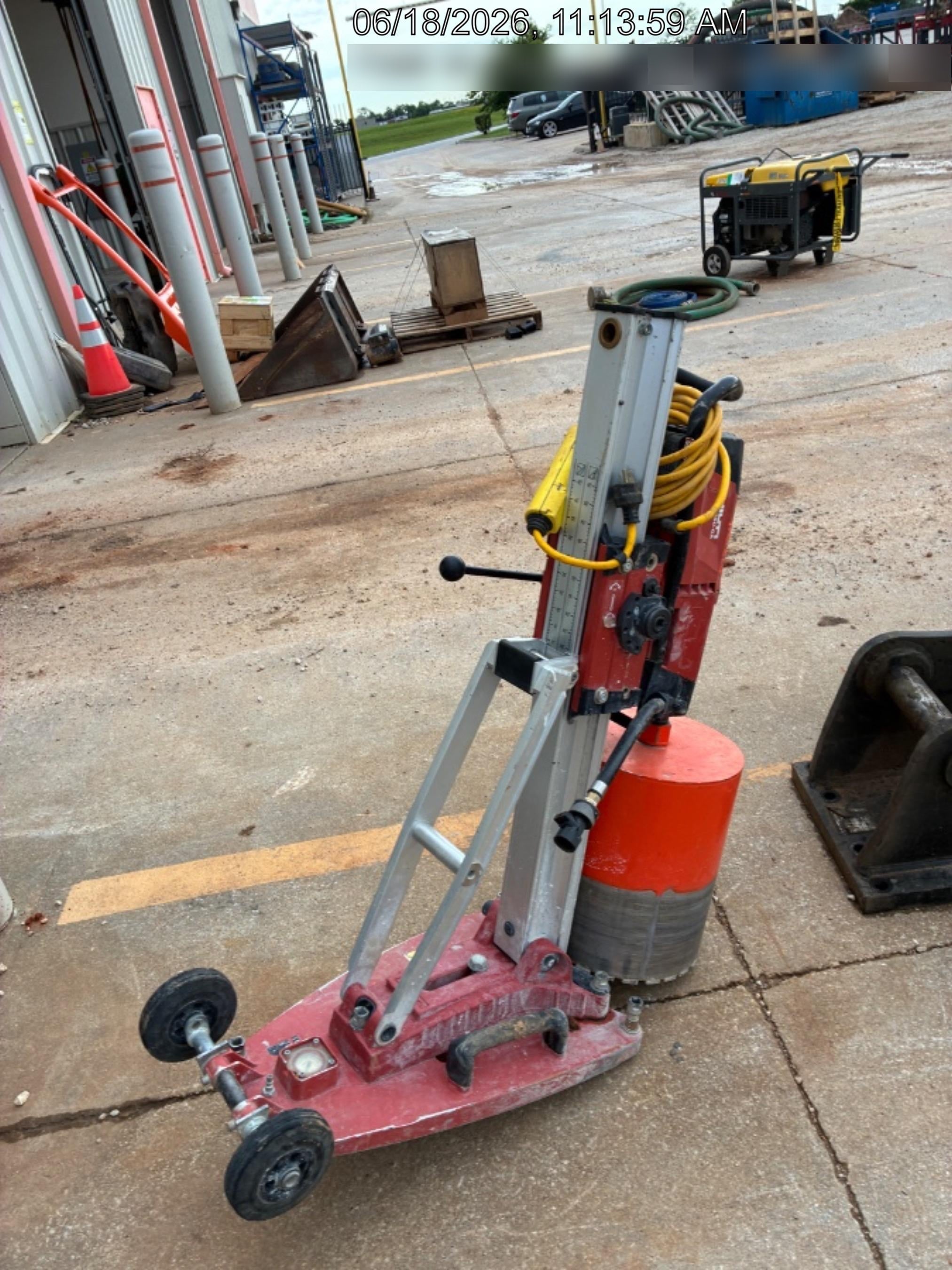 2022 HILTI DD250E