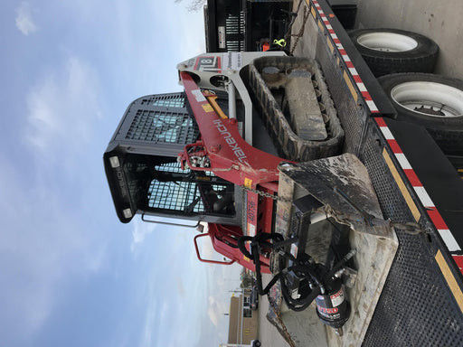 2019 Takeuchi TL8 Cab, Heat/AC, Defroster, 15" Wide Rubber Tracks, Back-up Alarm, Front & Rear Working Lights, Auxiliary Hydraulics, Two-Speed Travel, Electronic Monitoring System, Hydraulic Universal Quick Hitch 76" HD Smooth Dirt Bucket with Bolt-On Edge, 20.3 cubic feet Capacity