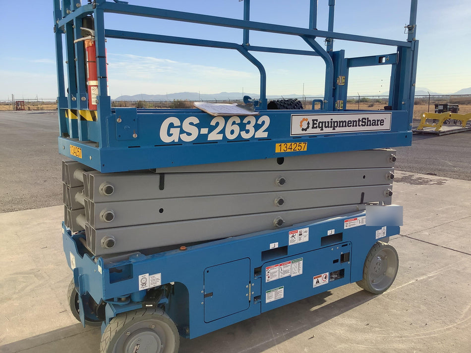 2021 GENIE GS-2632