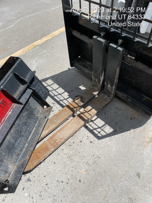 2023 BOBCAT 36" Mini Skid Steer Fork Carriage - Bobcat