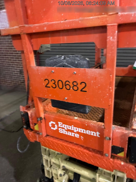 2022 JLG ES1932