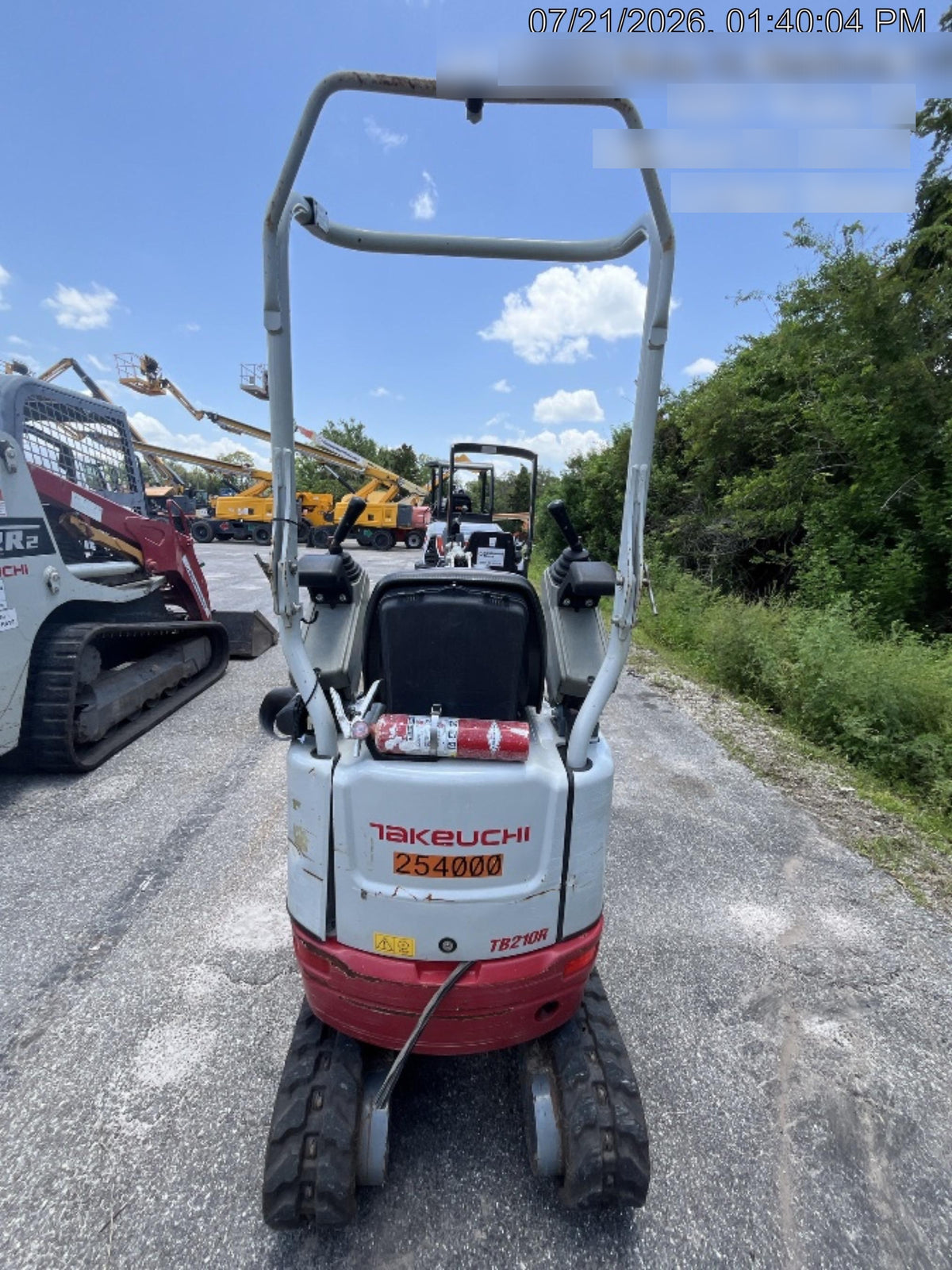 2022 TAKEUCHI TB210R