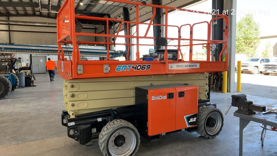 2021 JLG ERT4069