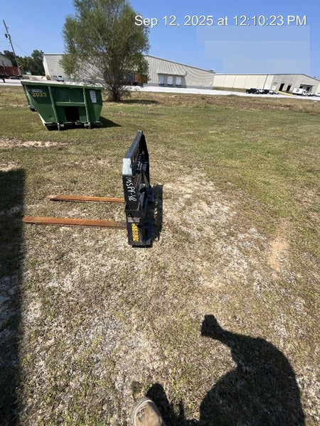 2024 SOLESBEE 48" Pallet Forks - Solesbee