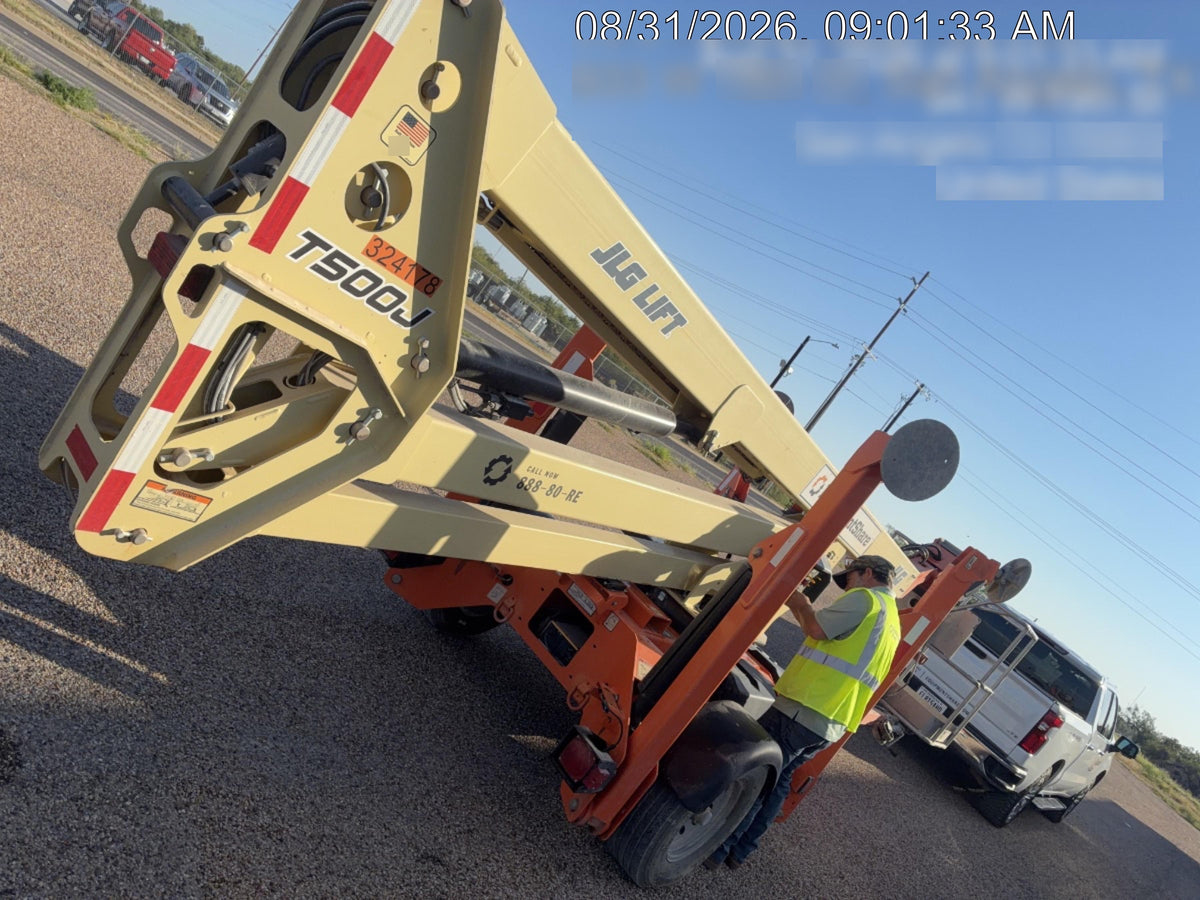 2023 JLG T500J