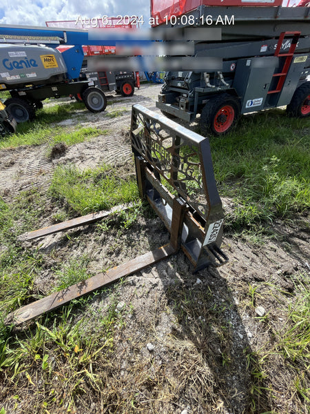 2022 PALADIN 48" Pallet Forks - Paladin