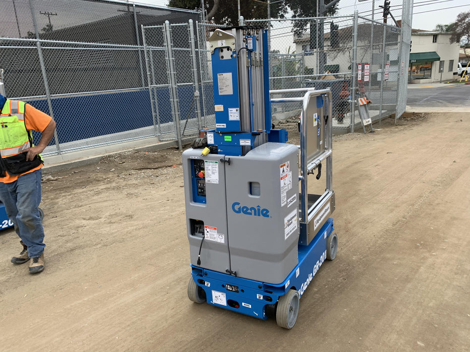 2020 GENIE GR-20