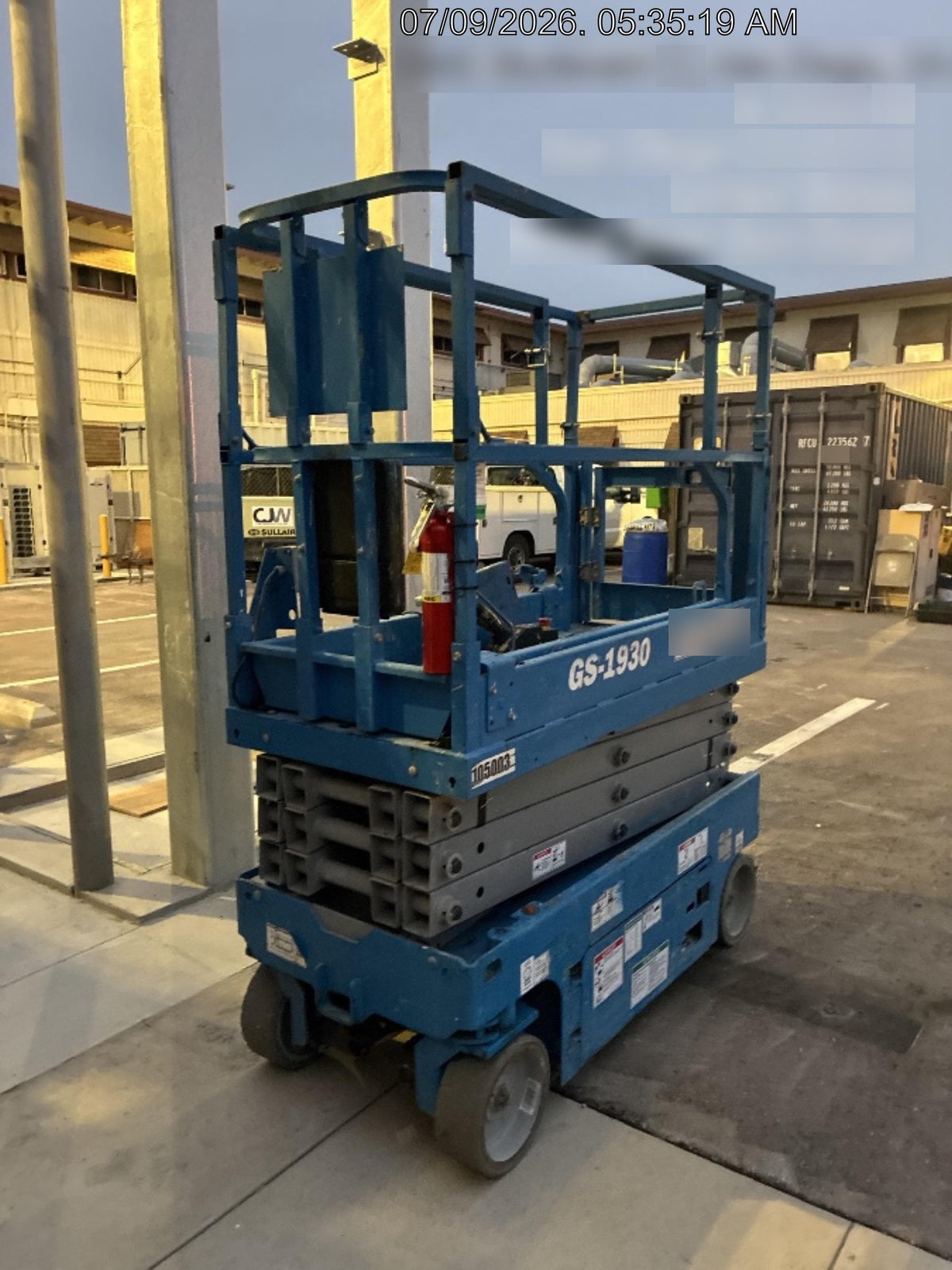 2020 Genie GS-1930 Solid Non Marking Tires, Beacon, Folding rails with half height swing gate, 800W Inverter