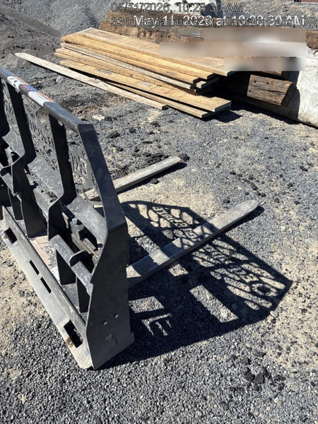 2025 PALADIN 48" Pallet Forks - Paladin