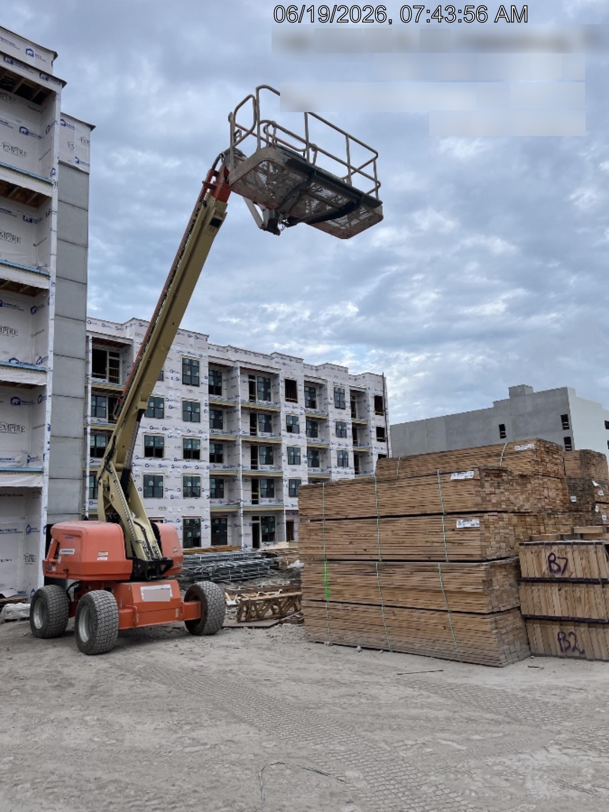 2021 JLG 660SJ