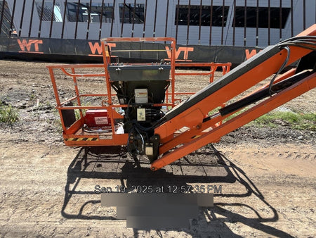 2022 JLG 860SJ
