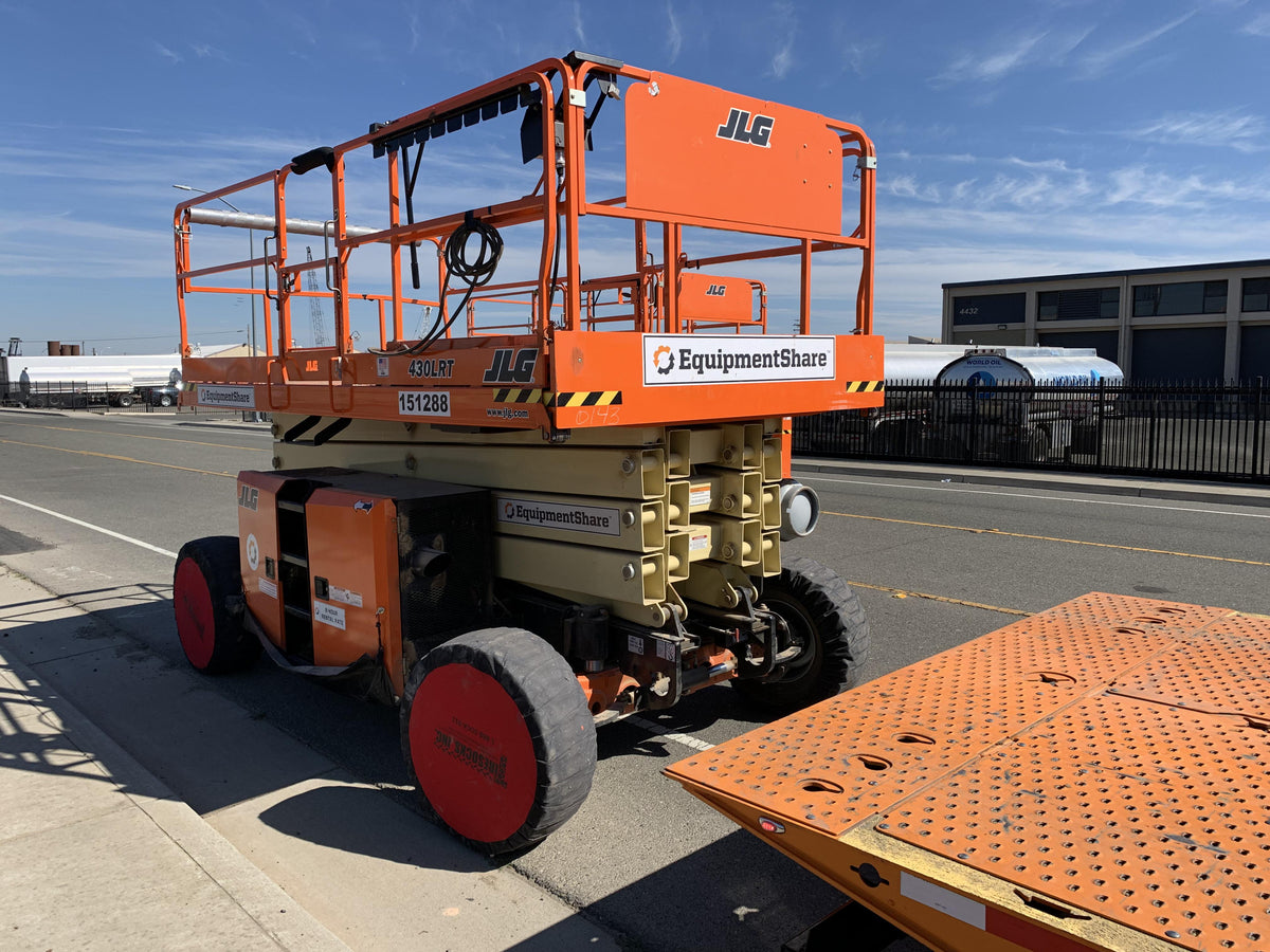 2021 JLG 430LRT