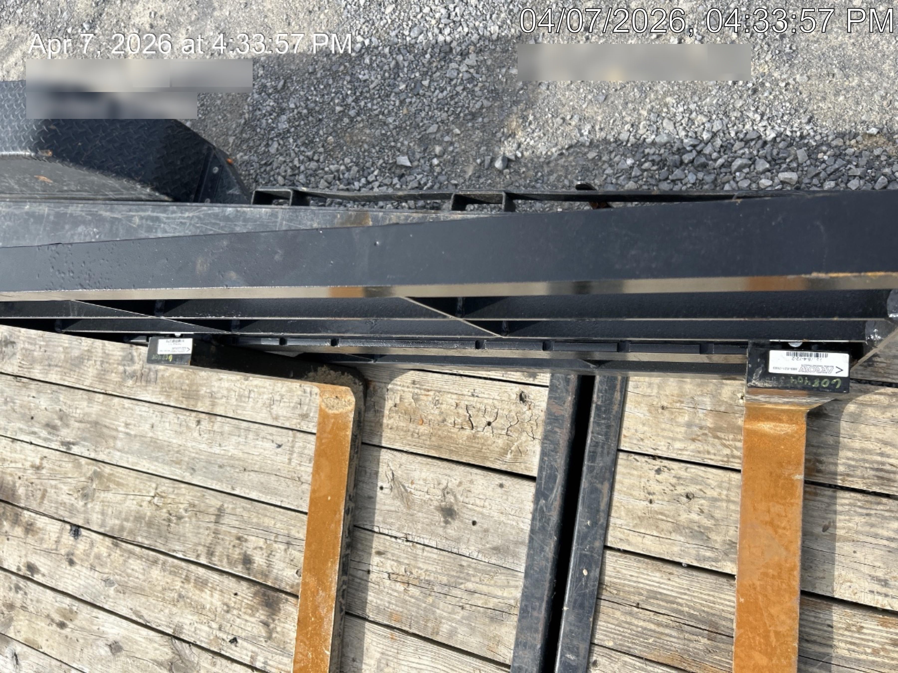 2025 ARROW MATERIAL HANDLING 72" Pallet Forks - Arrow