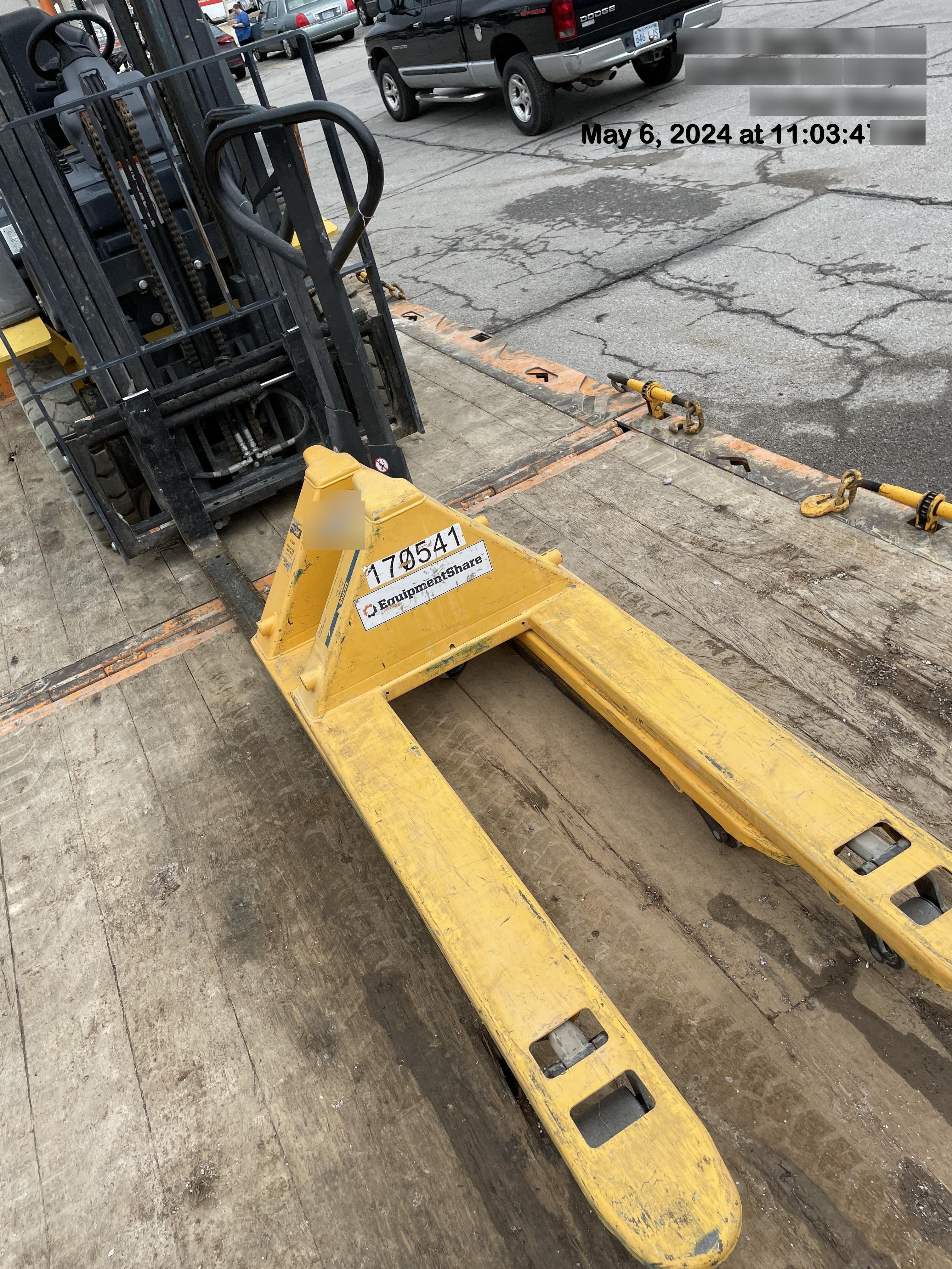 2022 ULINE H-1043