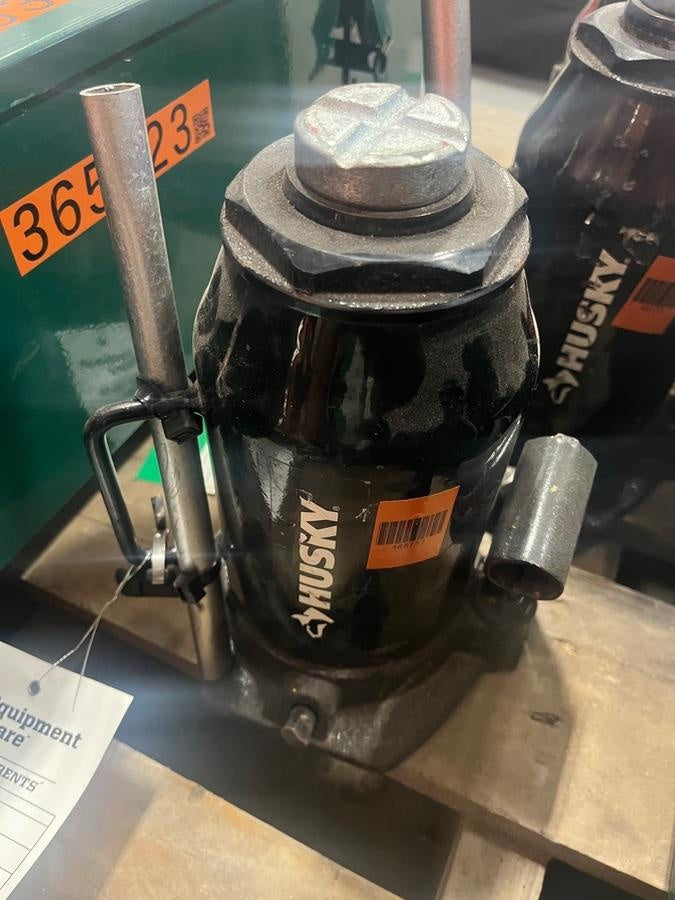 2024 HUSKY 20T Bottle Jack