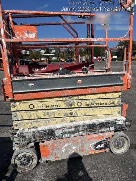 2022 JLG ES1932
