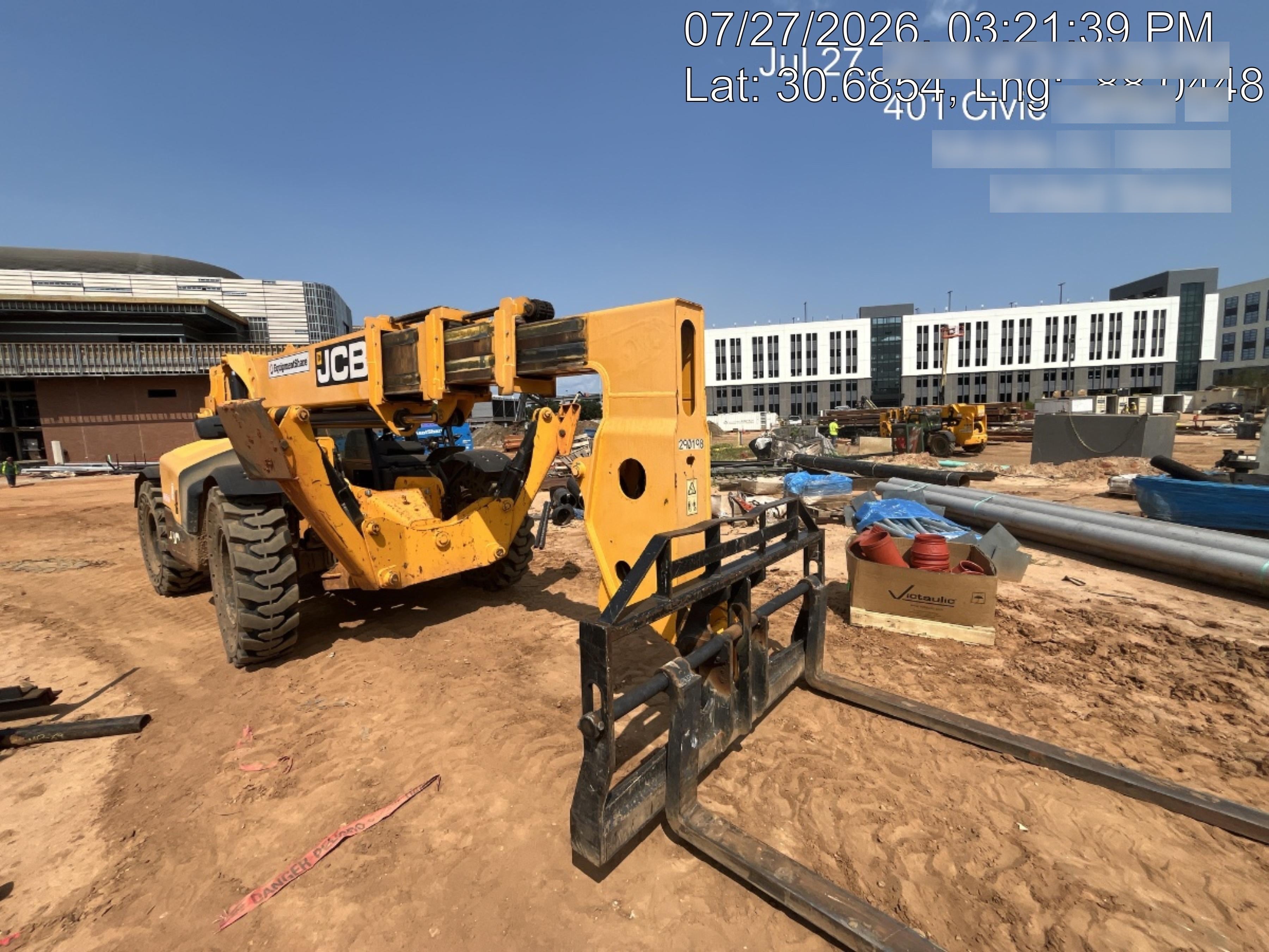 2023 JCB 512-56