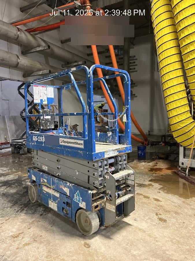 2019 Genie GS-1930 Fixed Rails with Chain Entry