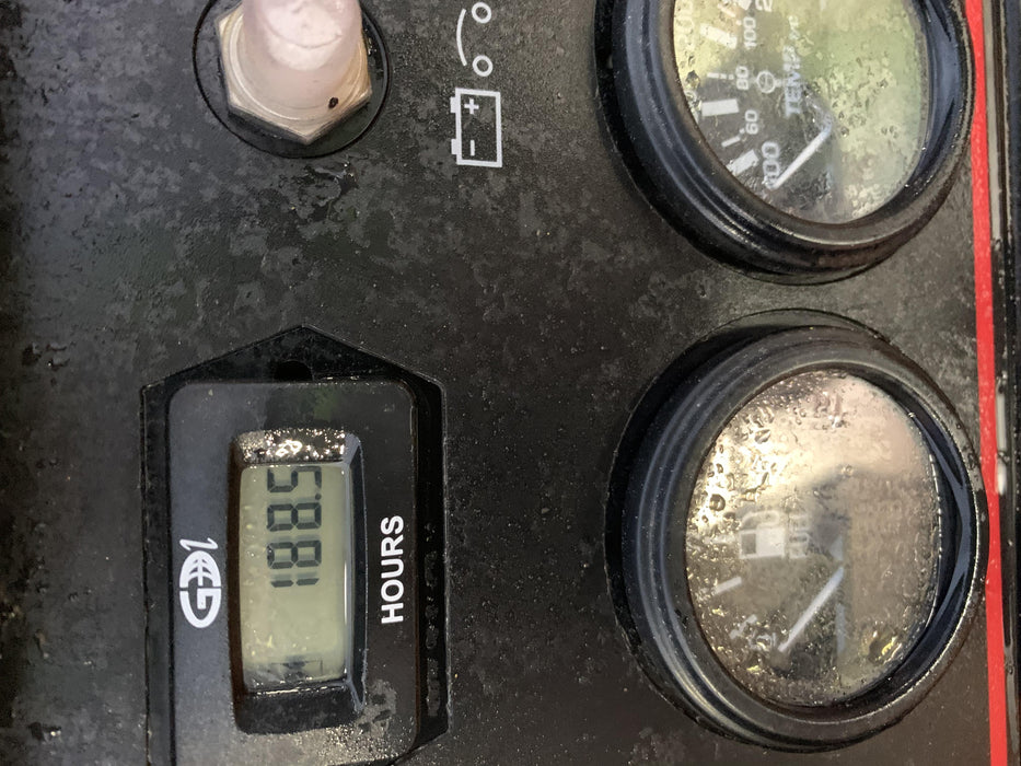 2019 Lincoln Electric Vantage 322 Welder Ready-Pak 3, Two wheel trailer, Fender and Light kit, Cable Rack