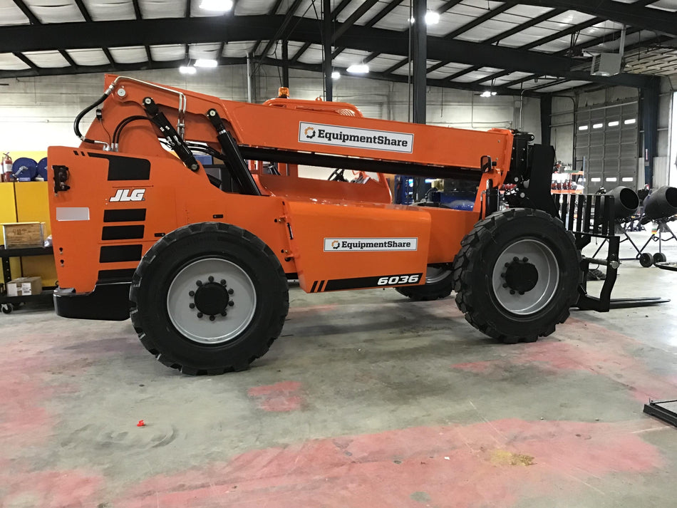 2019 Skytrak 6036 Canopy, Solid Tires, LED Work Lights, Beacon 50" Carriage, 48" Pallet Forks