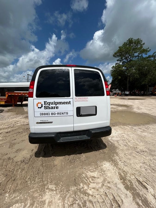 2023 CHEVROLET Express Van - Rental