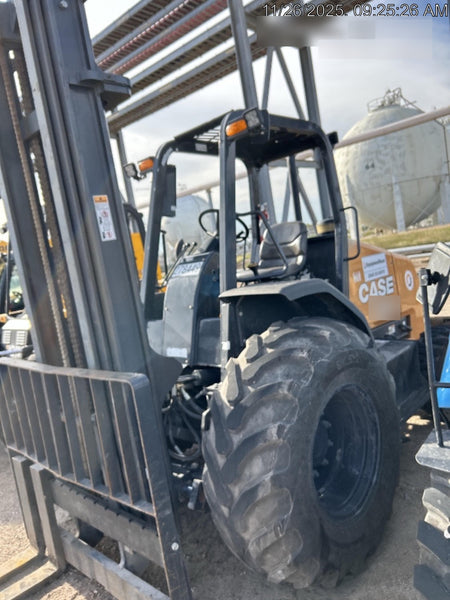 2023 CASE 588H