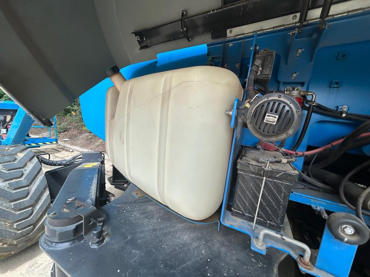 2020 GENIE Z-135/70