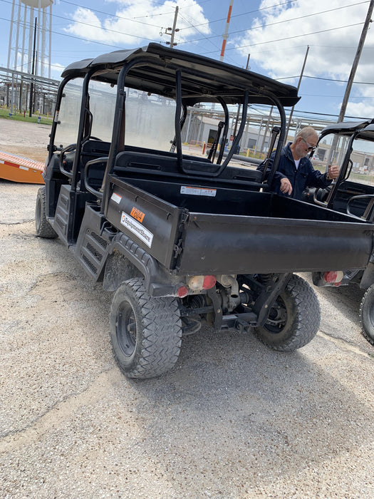 2018 Cushman Hauler 4x4 Crew Cushman Hauler 4X4 Crew Utility Vehicle w/Skid Plate, Amber Strobe