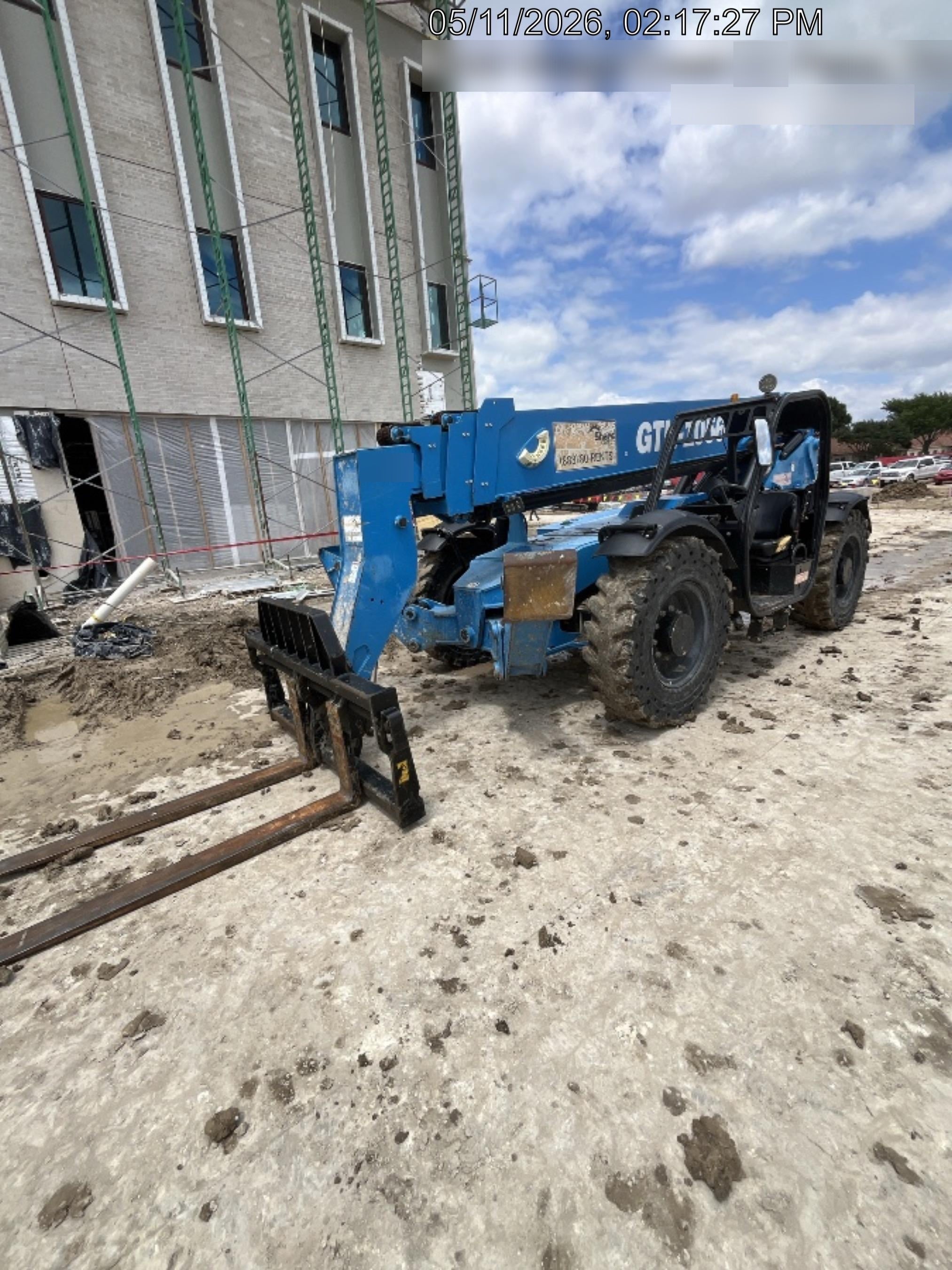 2017 GENIE GTH-1056