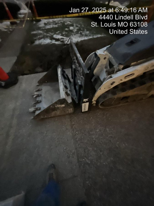 2023 BOBCAT 36" Mini Skid Steer Fork Carriage - Bobcat