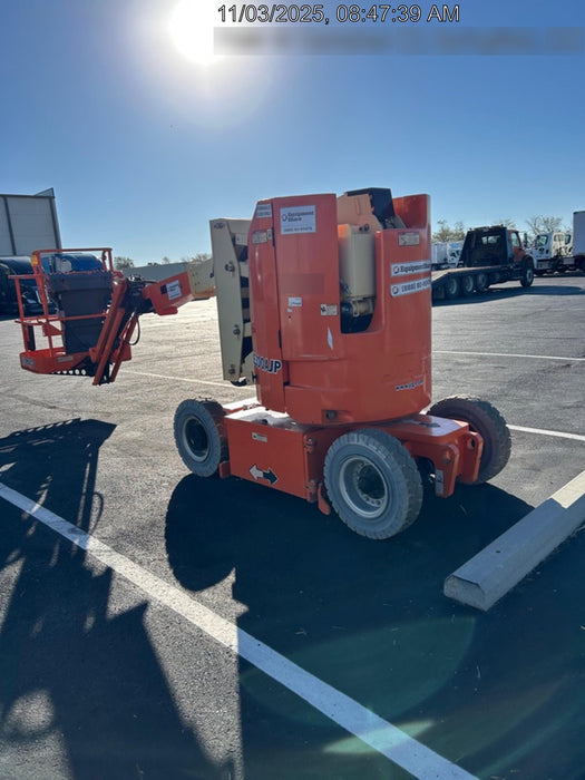 2019 JLG E300AJP