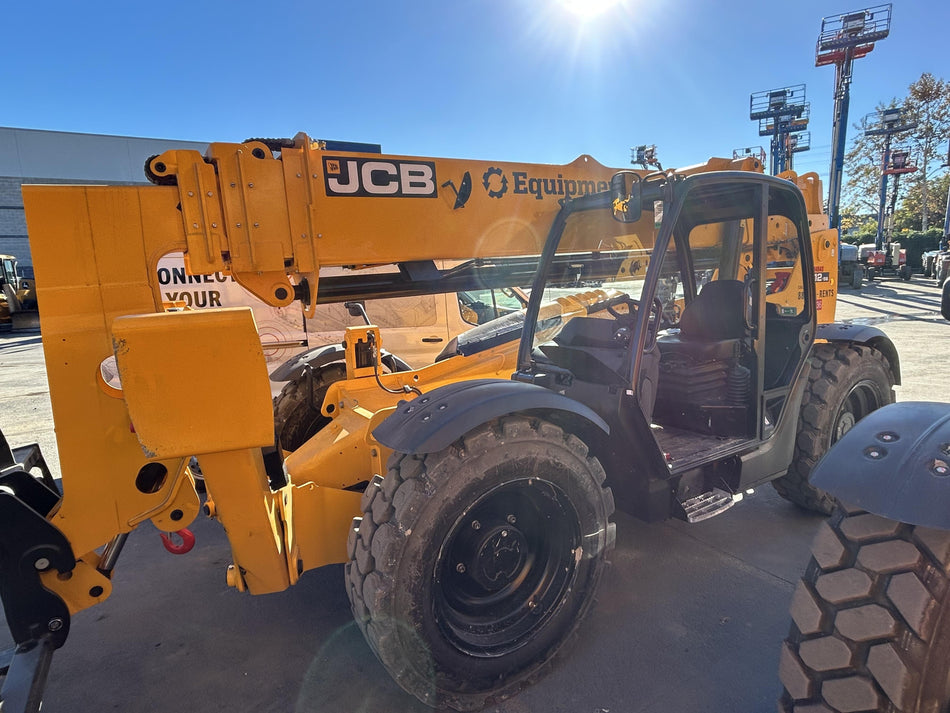 2025 JCB 512-56
