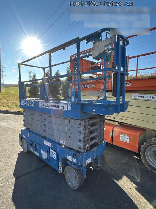 2018 Genie GS-3232 Genie GS-3232 Scissor Lift w/Standard Options