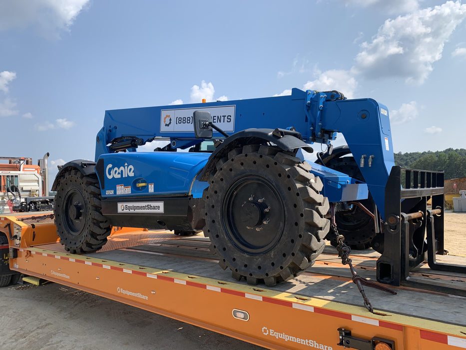 2020 Genie GTH-636 Cab/Heat/Air, Solid Tires, Work Lights, Beacon, Aux Hydraulics, Back up Alarm