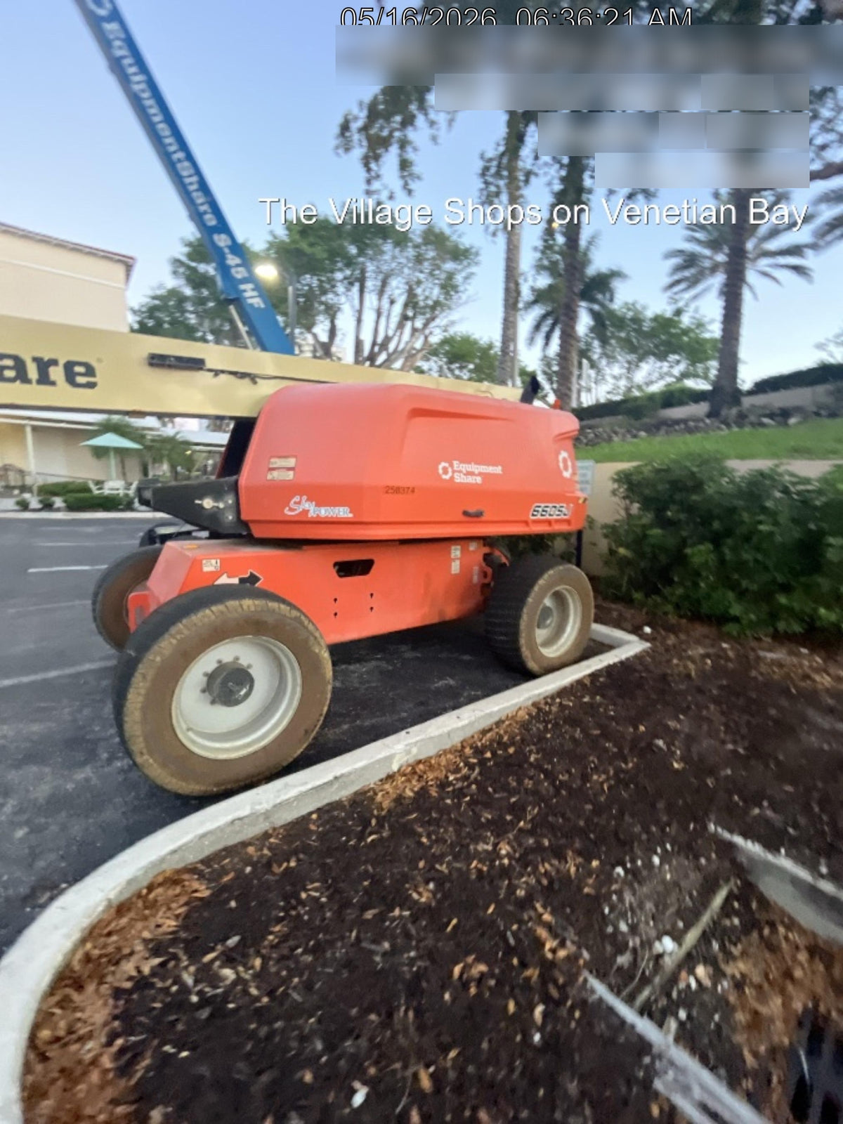 2022 JLG 660SJ
