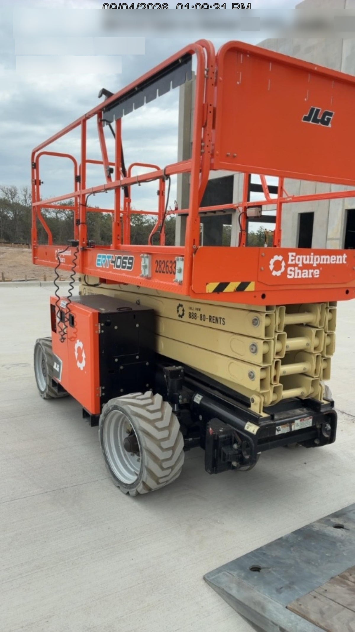 2022 JLG ERT4069