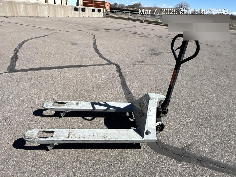 2020 STRONGWAY 4400 lb Pallet Jack