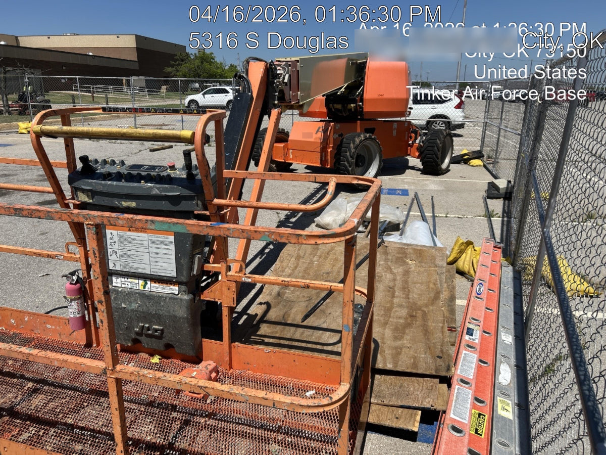 2018 JLG 660SJ