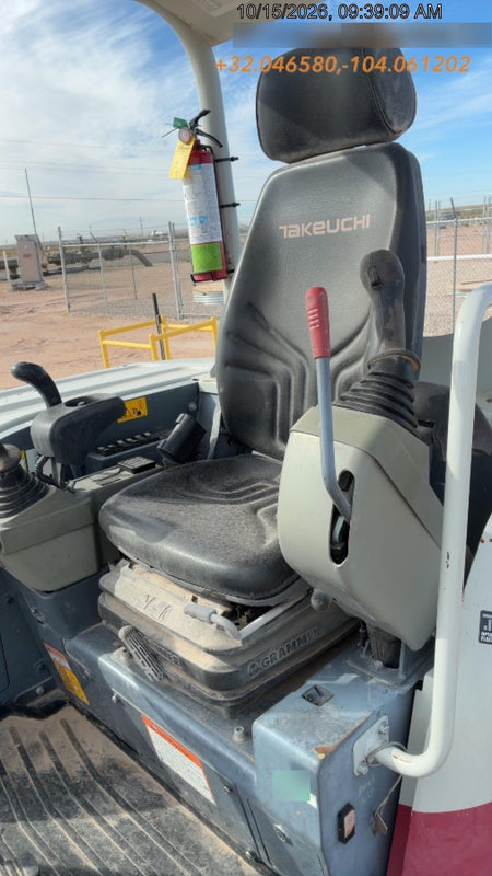 2021 TAKEUCHI TB250-2