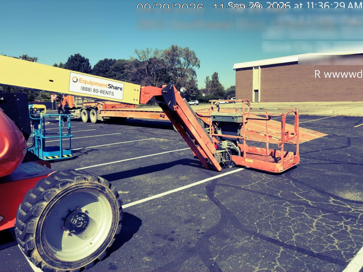 2019 JLG 600AJ