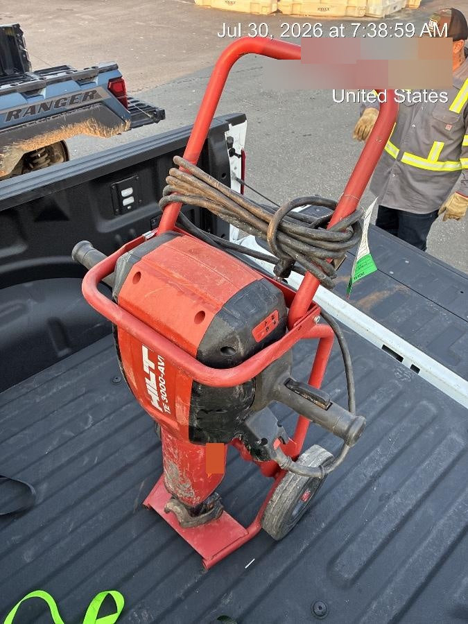 2020 HILTI TE 3000-AVR