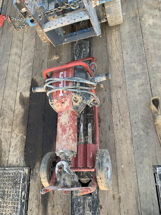 2019 HILTI TE 3000-AVR