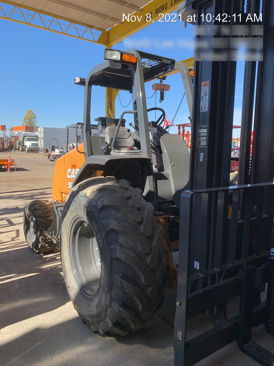 2021 CASE 588H